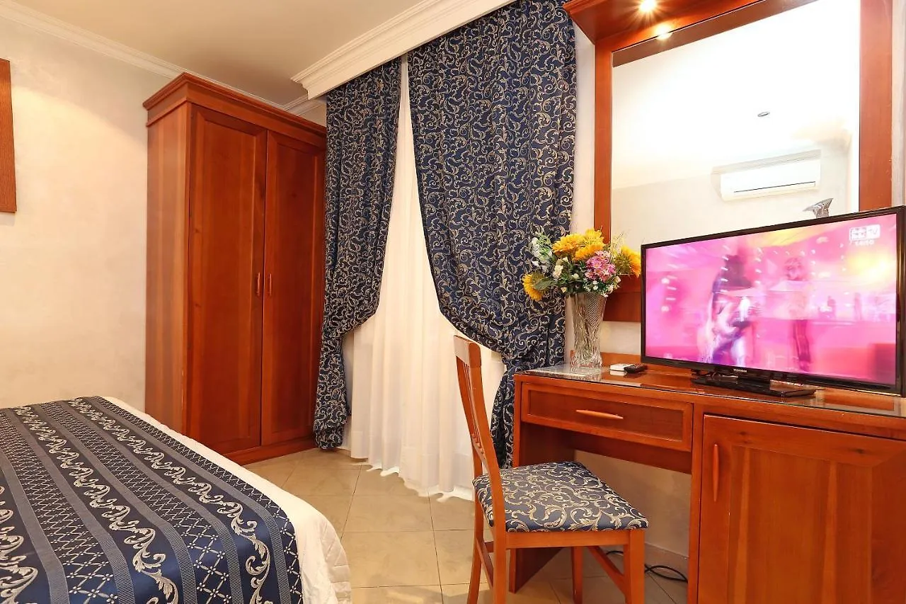 Adorasuite B&B Roma