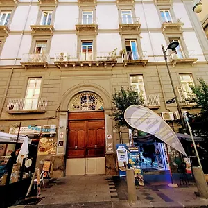  Bed and breakfast La Maison Di Partenope Italia