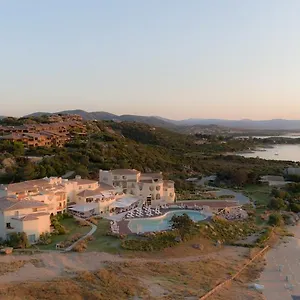 **** Hotel Cala Cuncheddi - Vretreats Italia