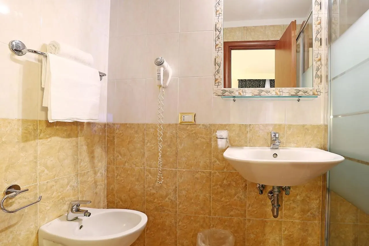Adorasuite B&B Rome Bed & Breakfast