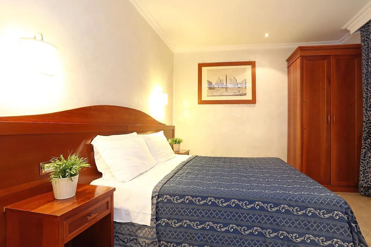 *** Bed & Breakfast Adorasuite B&B Rome Italy